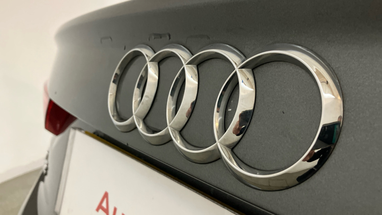 Audi Q3 35 TFSI S Line 5dr Petrol Estate